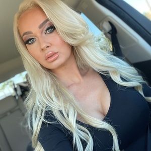 Meet your Posher, Angela